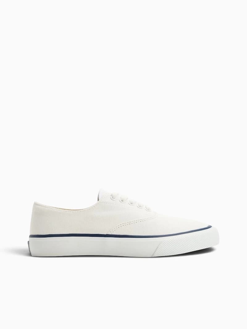 Classiccvo White Textile